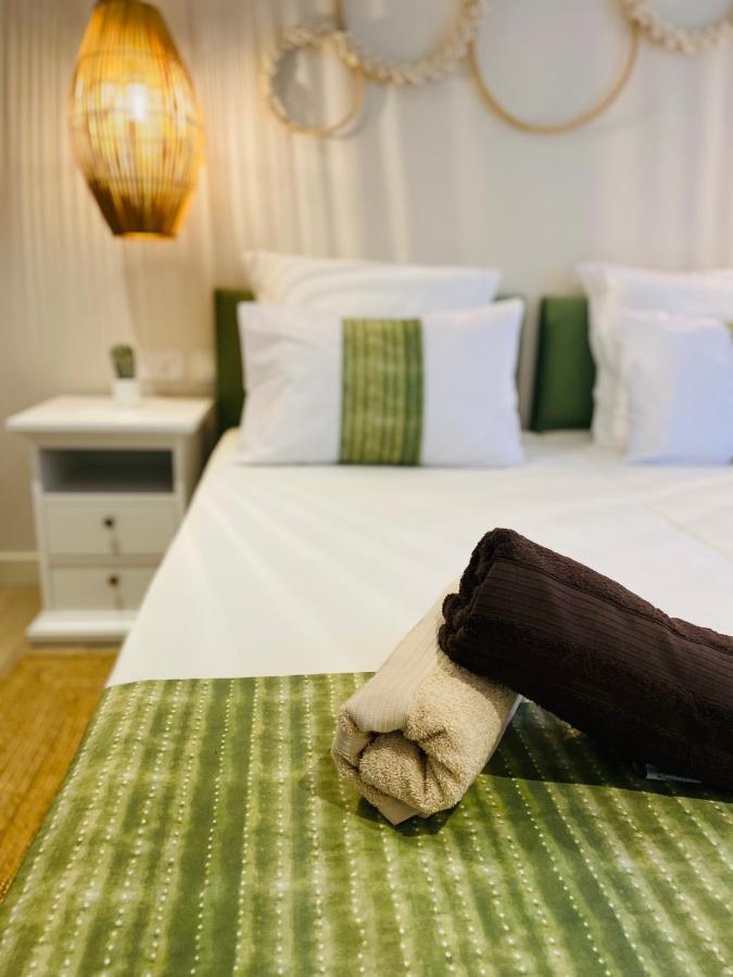 Sweet Beach Apt-Pool, Terrace, Ground Floor, Few Steps From Beach! Flic-en-Flacq Eksteriør billede